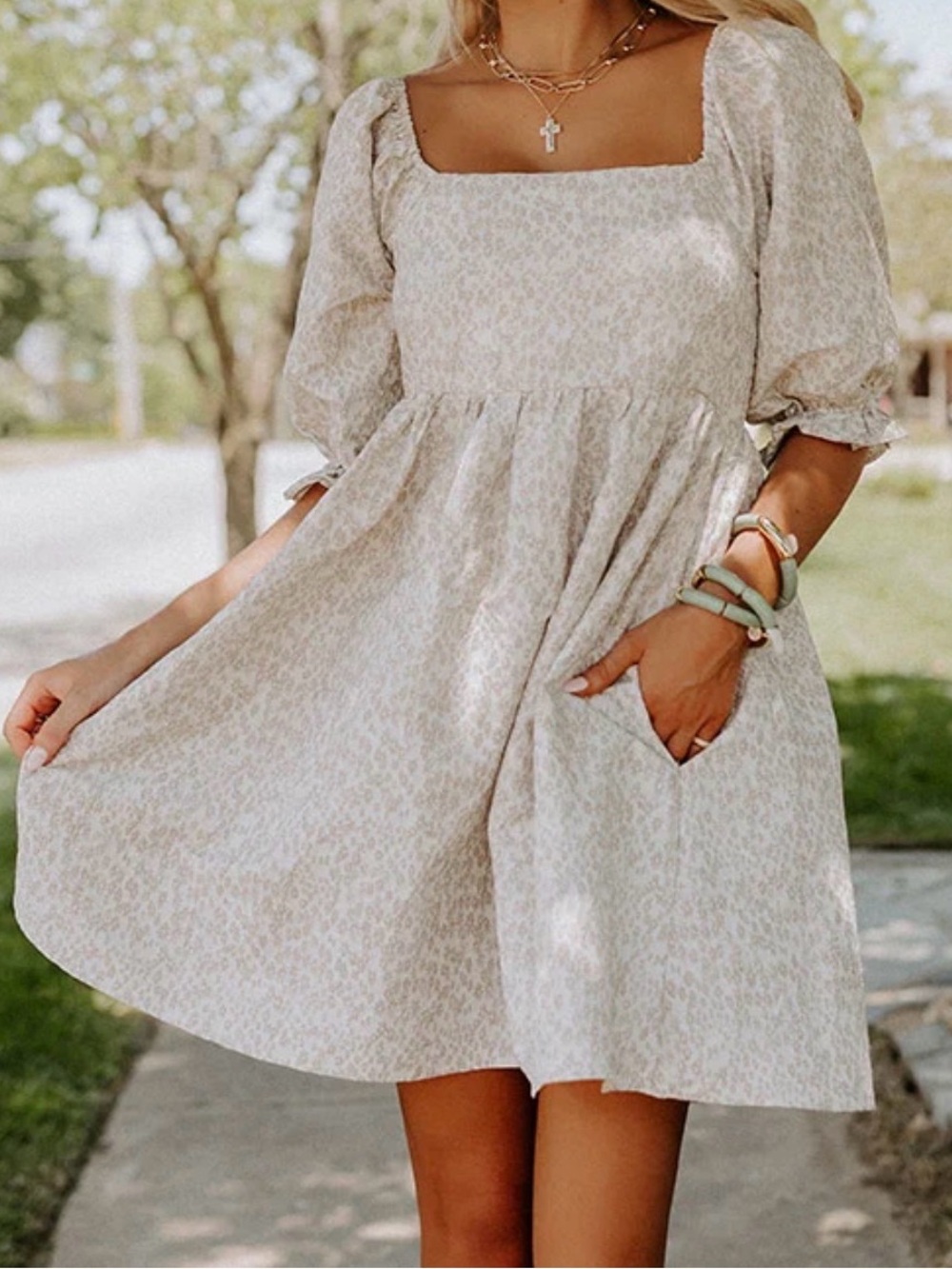 CUTE ON REPEAT BABYDOLL DRESS IN BIRCH